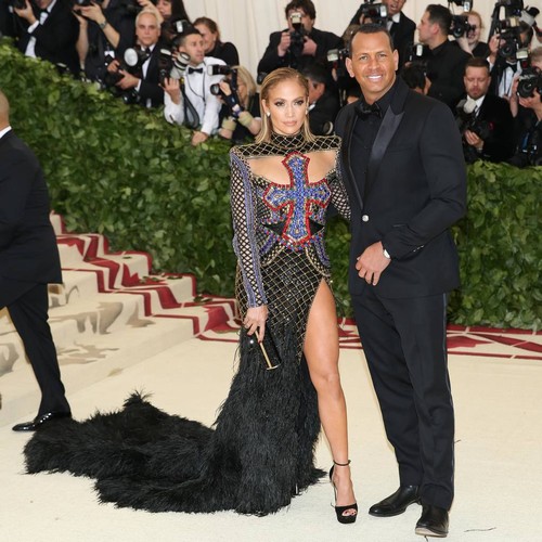 Jennifer Lopez's Spanish songwriter feared El Anillo would damage her love life