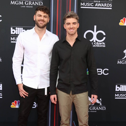The Chainsmokers to revamp Beyonce, Britney Spears hits at Pepsi gig