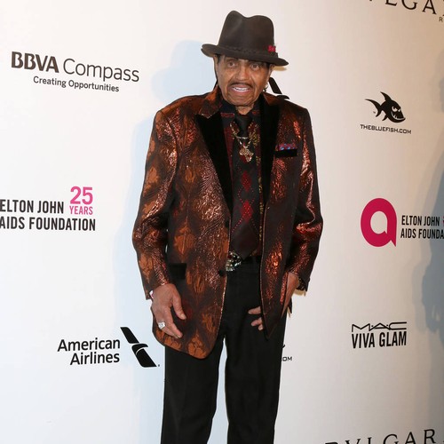 Joe Jackson family members share tributes online