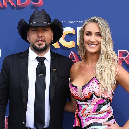 Jason Aldean and wife expecting second baby