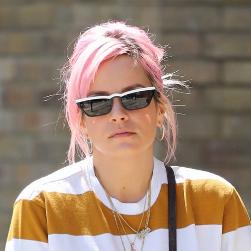 Lily Allen thanks Chris Martin for staging intervention