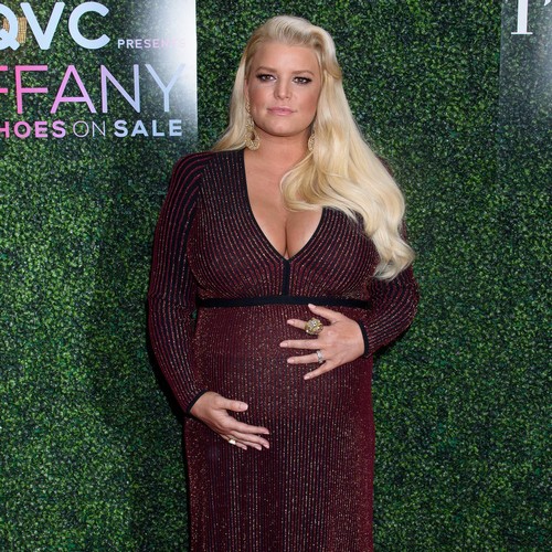 Jessica Simpson appears to reveal daughter's name at baby shower