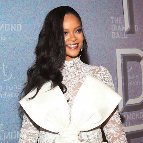 Rihanna celebrates birthday with basketball date