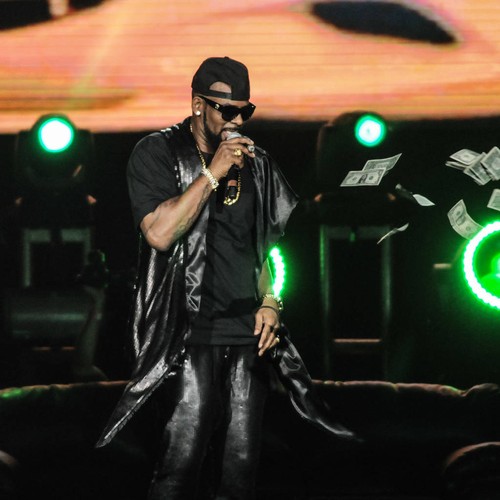 R. Kelly seeking permission to travel to Dubai