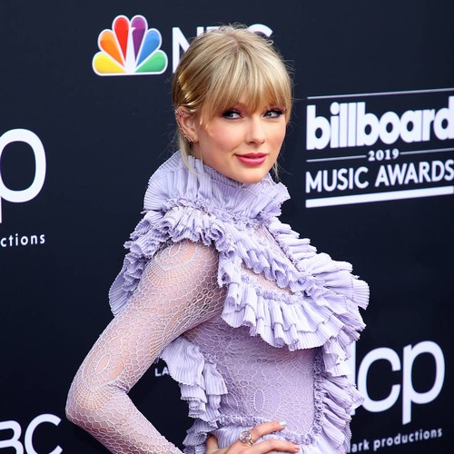 Taylor Swift smashes 100 million Vevo video views
