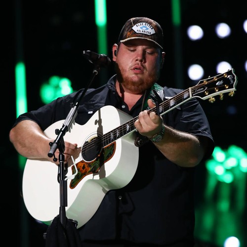 Luke Combs reduced to tears by Grand Ole Opry invitation
