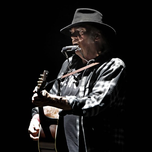 Neil Young 'heartbroken' after death of longtime manager