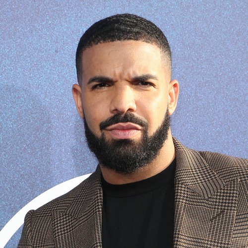 Concertgoer sues Drake over beer bottle injury