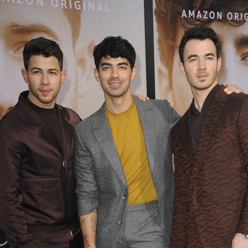 Jonas Brothers blame technical difficulties for show's premature conclusion