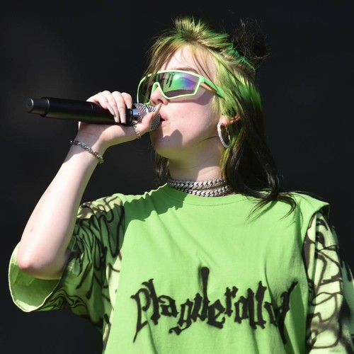 Billie Eilish upset and embarrassed as ankle injury flares up again during Milan gig