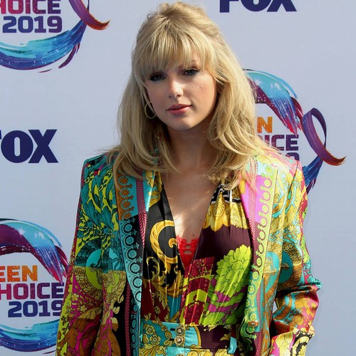 Taylor Swift doesn't care about political critics