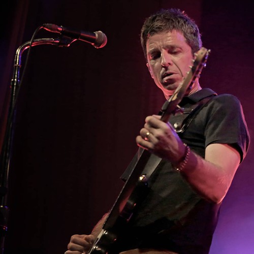 Noel Gallagher blasts 'idiot' fans for requesting Oasis songs at his gigs