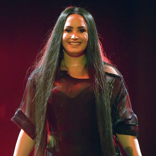 Pro-Israel group attacks Demi Lovato bullies