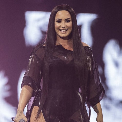 Demi Lovato: 'I want to be a mother'