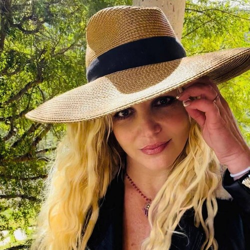 Britney Spears dismisses idea of biopic about her life: ‘I’m not dead!’ – Music News