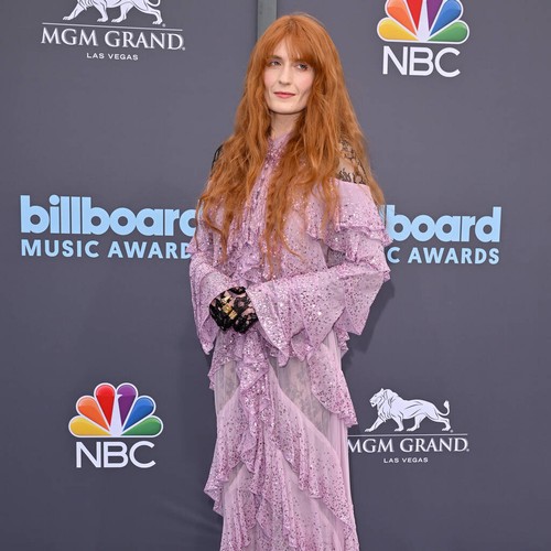 Florence Welch postpones tour after breaking foot during concert – Music News