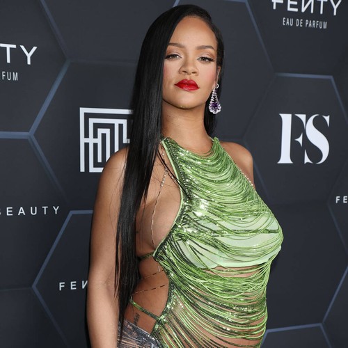 Rihanna had ‘no clue’ she was pregnant when she posed for British Vogue photoshoot – Music News