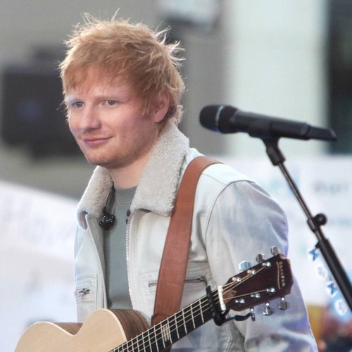 Ed Sheeran donne une performance en direct devant le tribunal alors qu’il témoigne dans un procès pour droit d’auteur – News 24