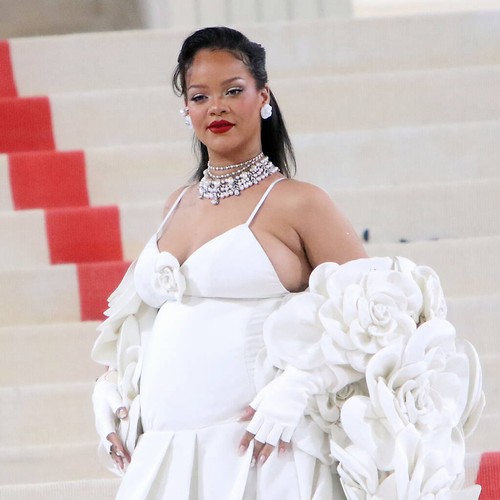 Rihanna celebrates her Super Bowl Halftime Show receiving five Emmy nominations – Music News