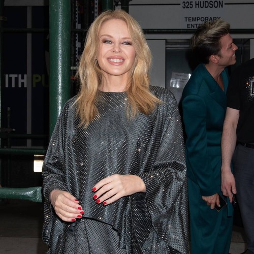 Kylie Minogue est plus heureuse lorsqu’elle exprime une “profonde émotion” – Music News