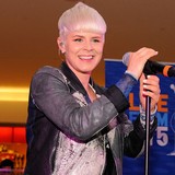 Robyn-gets-into-Halloween-spirit