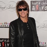 Richie-Sambora-really-happy-with-Denise