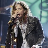 Steven-Tyler:-Madonna-will-rock-Super-Bowl