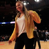 Beyoncandeacute;-Knowles-glows-with-motherhood