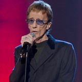 Robin-Gibb-undergoes-more-surgery