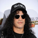 Slash:-I-prefer-to-noodle-in-private