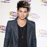 Adam-Lambert-is-boyband-fan