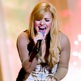 Kelly-Clarkson:-Carrie-would-make-great-judge