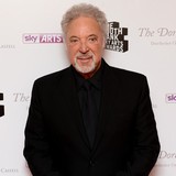 Sir-Tom-Jones:-Wife-stops-my-boasts