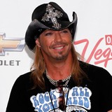Bret-Michaels-calls-off-engagement