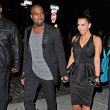 Kim-Kardashian-and-Kanyes-$4m-romance