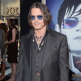 Johnny-Depp-to-rock-with-Alice-Cooper