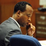 Conrad-Murray-treated-like-piece-of-meat