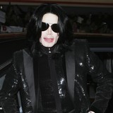 Michael-Jacksons-home-on-brink-of-sale