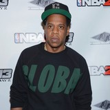 Jay-Z-helps-neighbours-after-hurricane