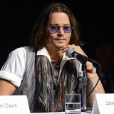 Depp-summons-One-Direction-for-jam-session