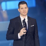 Michael-Buble-thrilled-with-Witherspoon-duet
