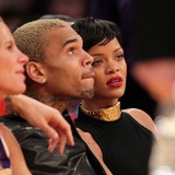 Rihanna-making-a-huge-mistake-with-Brown
