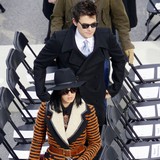 Mayer-supportive-of-Perry-at-Inauguration-show