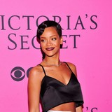 Rihanna-to-perform-with-Mars-and-Sting