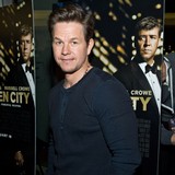 Mark-Wahlberg:-will.i.am-inspires-me
