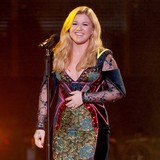 Kelly-Clarkson:-Im-no-bridezilla