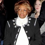 Whitney-Houstons-mom-slams-party-invite