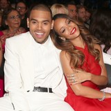 Brown confirms Rihanna split