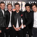 One Direction make tour announcement