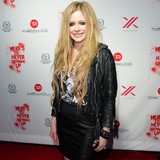 Avril-Lavigne:-Im-not-wild